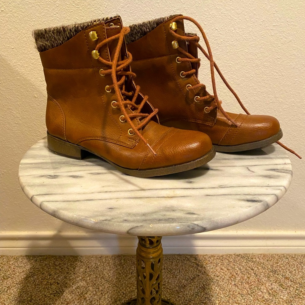 Brown leather ankle boots…only wore once.